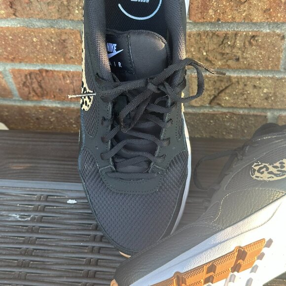 Women's Air Max SC Sneaker size 9.5 - Picture 4 of 8